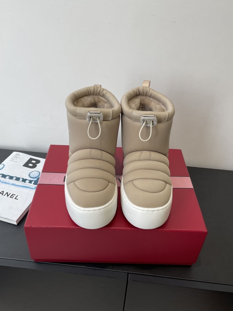 roger u1u1er boots